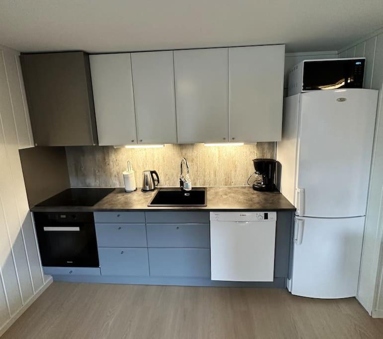 Moderne Sentral Leilighet Med 3 Soverom - Saltus Тромсё Экстерьер фото